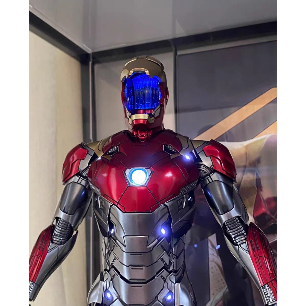 Đèn LED Custom mô hình Shf,Gundam,Ironman... tắt mở cảm biến nam châm