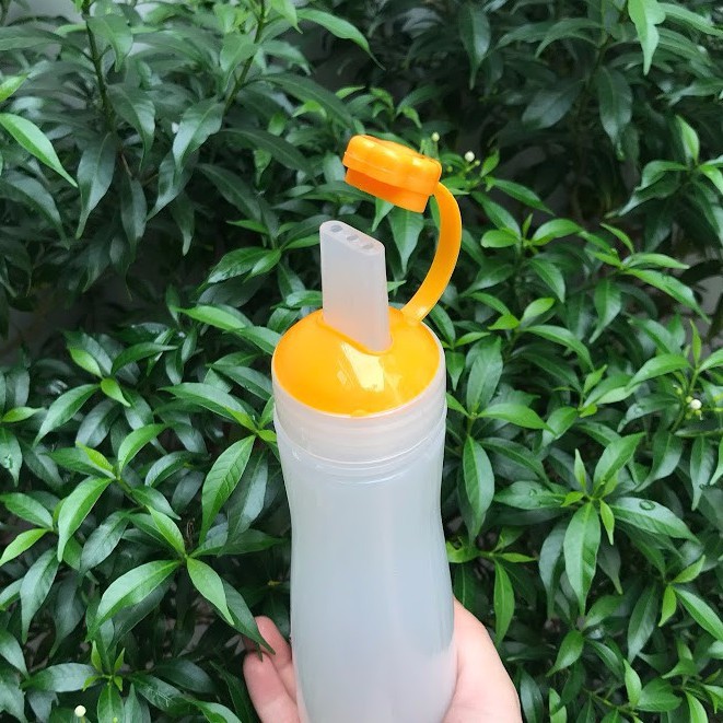 Chai đựng dầu ăn 3 tia 500ml nhiều đường chia lỗ tạo hình - 16oz Bottle plastica Bình nhựa xịt tương ớt, syrup