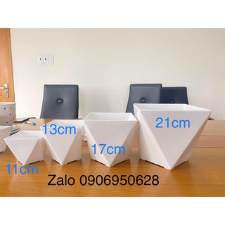 Chậu nhựa vuông khía trắng có 4 size