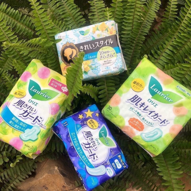 Băng Vệ Sinh Laurier Nhật Bản 44 miếng