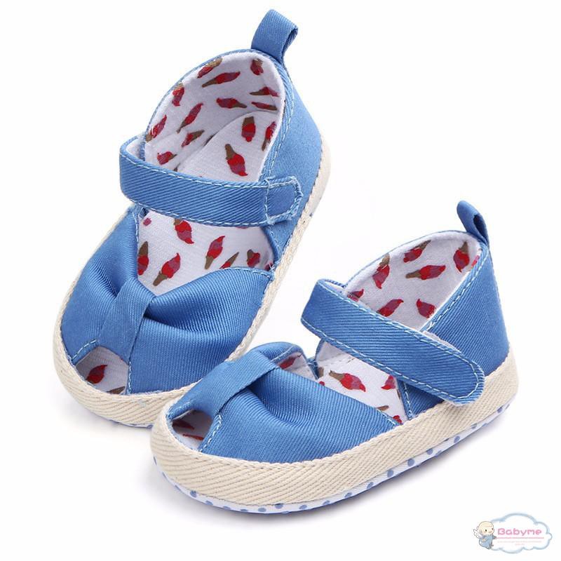 Giày đế mềm chống trơn thiết kế dễ thương cho bé gái