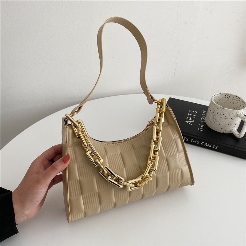 Vintage thick chain jaw print ins square bag under the shoulder bag girl 2021 spring and summer new personality hand-held tide bag