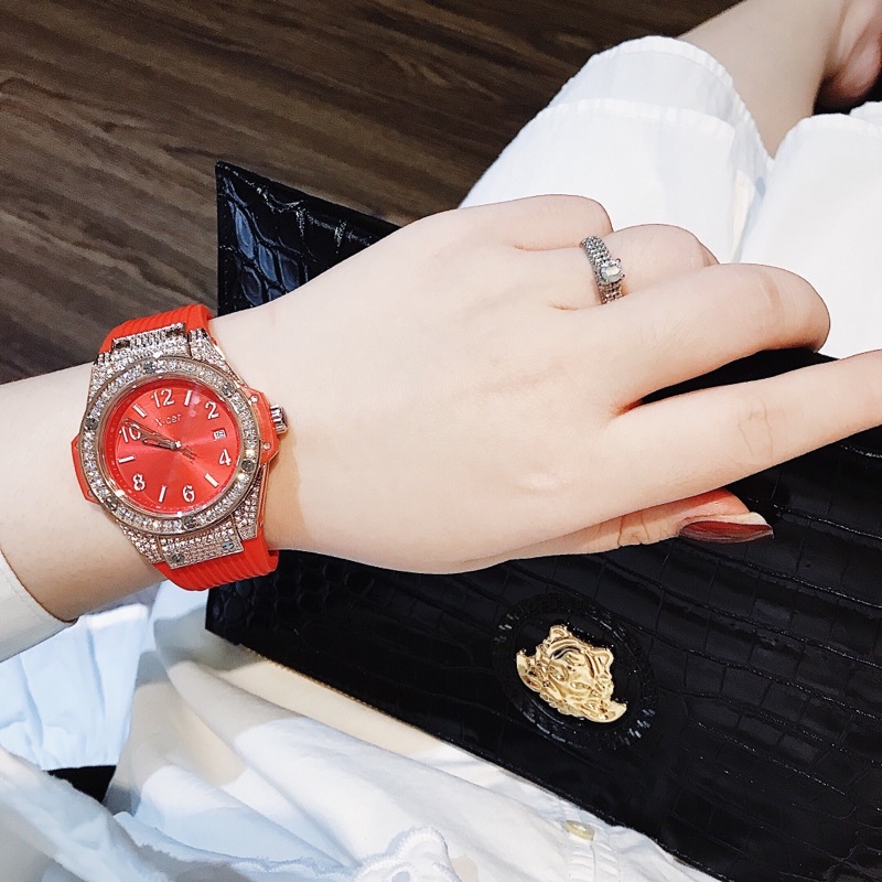 Đồng hồ nữ Xcer Red