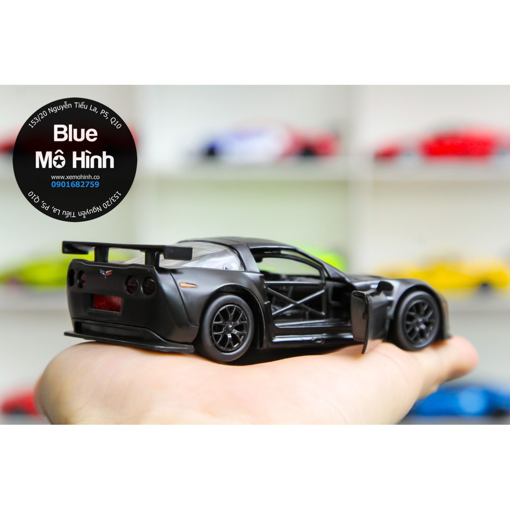 Xe mô hình Chevrolet Corvette C6R 1:36