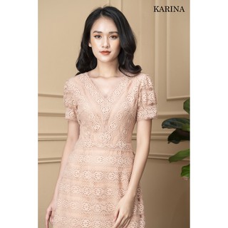 Váy ren cổ V màu nude