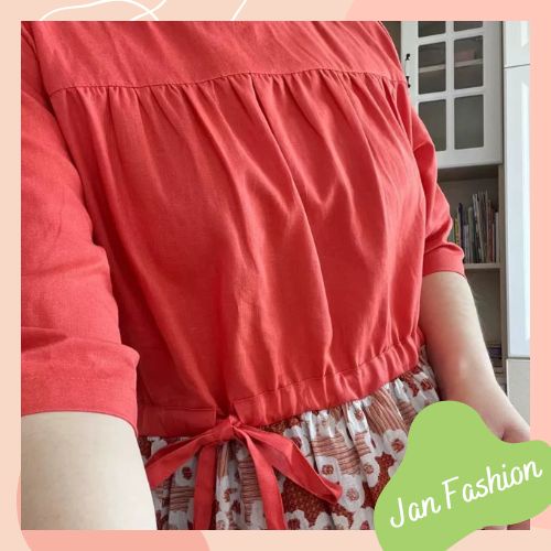 Váy liền thân hoa nhí màu đỏ cam tôn dáng, sáng da siêu nịnh