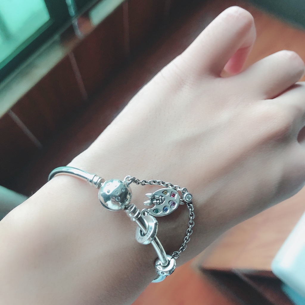 Mặt Dây Chuyền Bảng Nghệ Sĩ