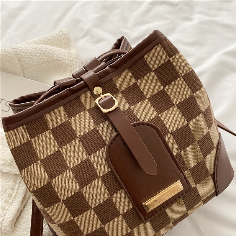 Túi xách IELGY đeo chéo vai in họa tiết bàn cờ giản dị cho nữ