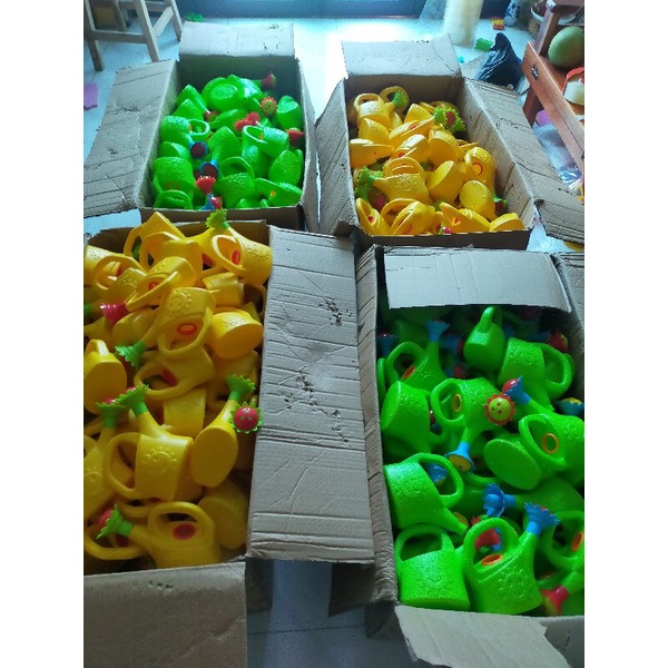 bình tưới cây mini cho bé - chất liệu nhựa cao cấp