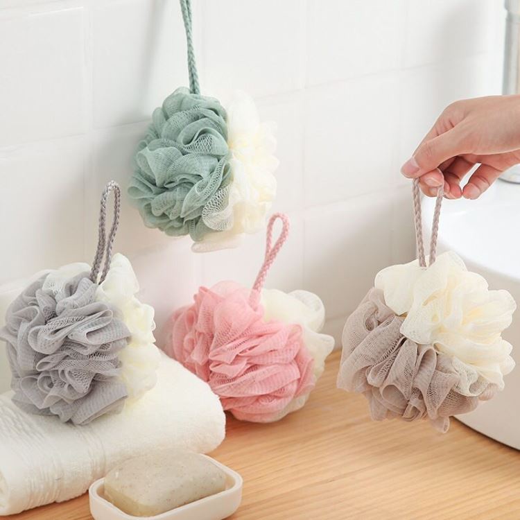 1 Bông Tắm Bằng Xơ Mướp Mềm Mại Hai Màu Tiện Dụng