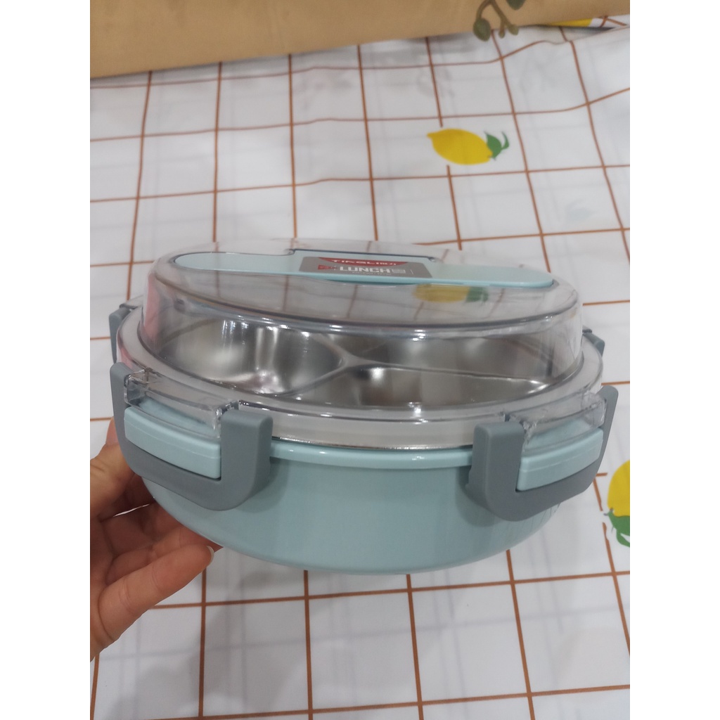 Hộp cơm văn phòng 3 tầng bằng chất liệu lúa mạch rất an tâm khi sử dụng