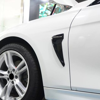 Bộ 2 mang cá giả hốc gió dán xe ô tô phong cách AMG MC023