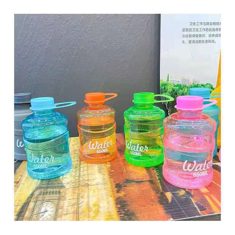 Hàng giao ngay Cốc nhựa đựng nước di động Bình Nhựa Đựng Nước Dung Tích Lớn 650ML