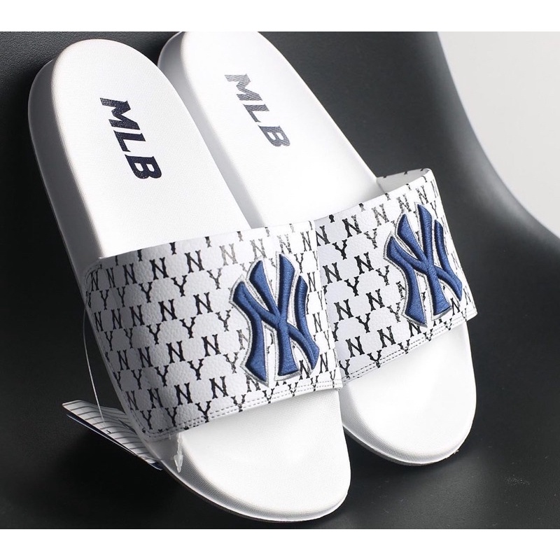 Dép quai ngang thêu chữ MLB nam nữ đủ màu