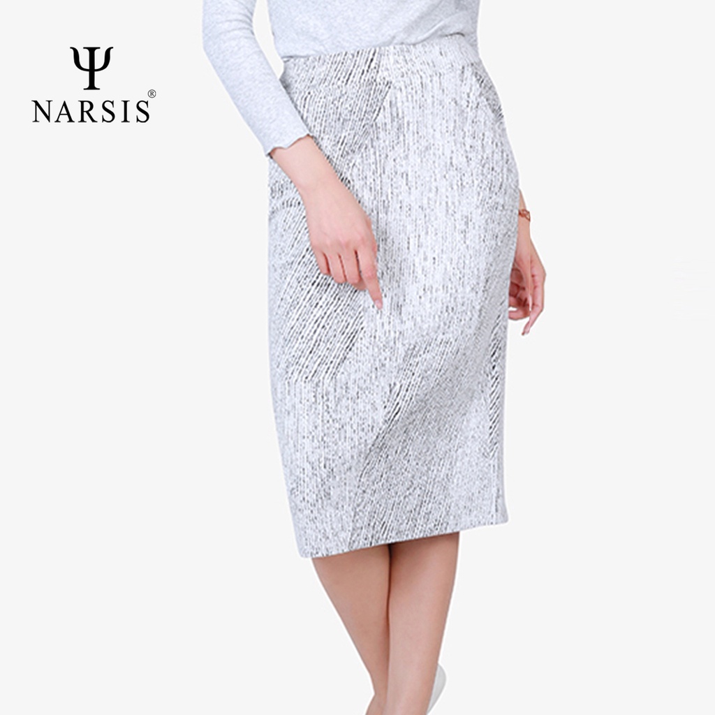 Váy nữ len xốp trắng thu đông Narsis B8018