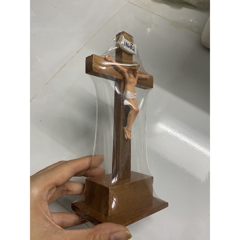 127. Thánh giá có đế 20cm