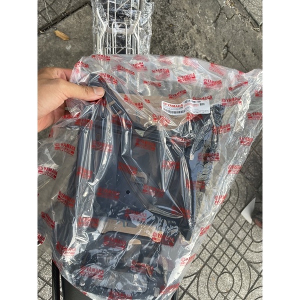 học đựng đồ exciter 2005-2010 chính hãng yamaha