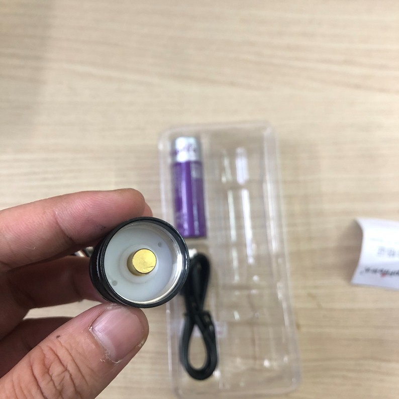 Đèn pin siêu sáng Supfire A3 – S bóng 10w chính hãng cực đẹp –