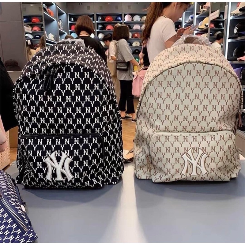 Balo B218 M//L//B N//Y MONOGRAM BACKPACK