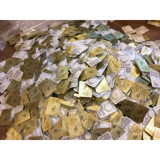 Vĩ dùng thử cao dưỡng trắng và nám tàn nhang whoo cao cấp Radiant White Ultimate Corrector _OHUINUONG