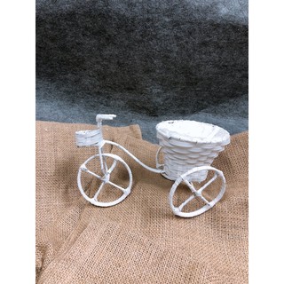 Giỏ cắm hoa kiểu xe đạp