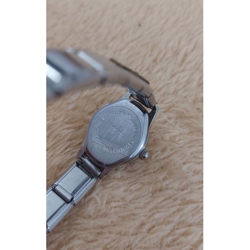 Đồng hồ Si Nhật hiệu Claire's mặt siêu nhỏ 1,5cm dành cho Nữ thời trang, phong cách, sành điệu. Đã qua SD