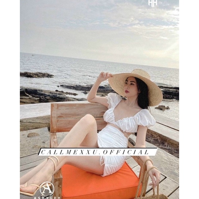 SET ÁO CROP TRẮNG CÚP NGỰC + CHÂN VÁY RÚT