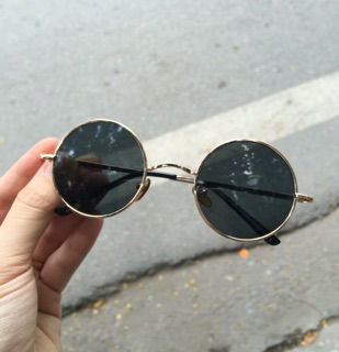 Kính râm Mắt tròn Mini - HOT HOT