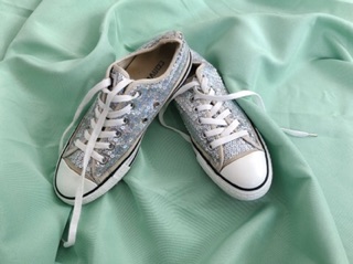 Giày Converse 2hand chính hãng size 37.5