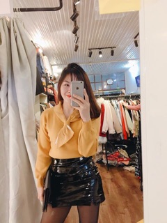 Áo len cổ nơ