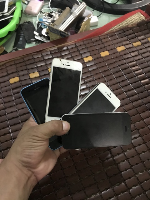 Xát điện thoại 4 xát iphone 5