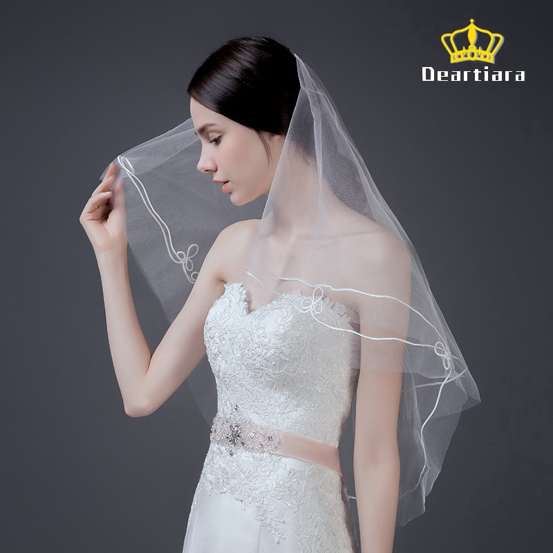 Khăn voan trắng cài tóc cô dâu trang điểm đám cưới