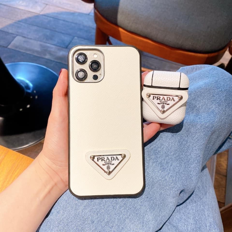 Ốp da tag P.R.A.D.A 2 màu trắng, đen iphone 7plus/8plus/X/Xs/Xsmax/11/11promax/12/12pro/12promax/13/13pro/13promax