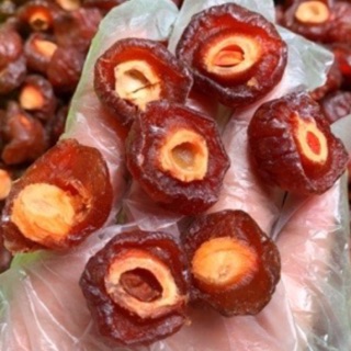 500g Mận Hà Nội chẻ sấy dẻo chua ngọt.
