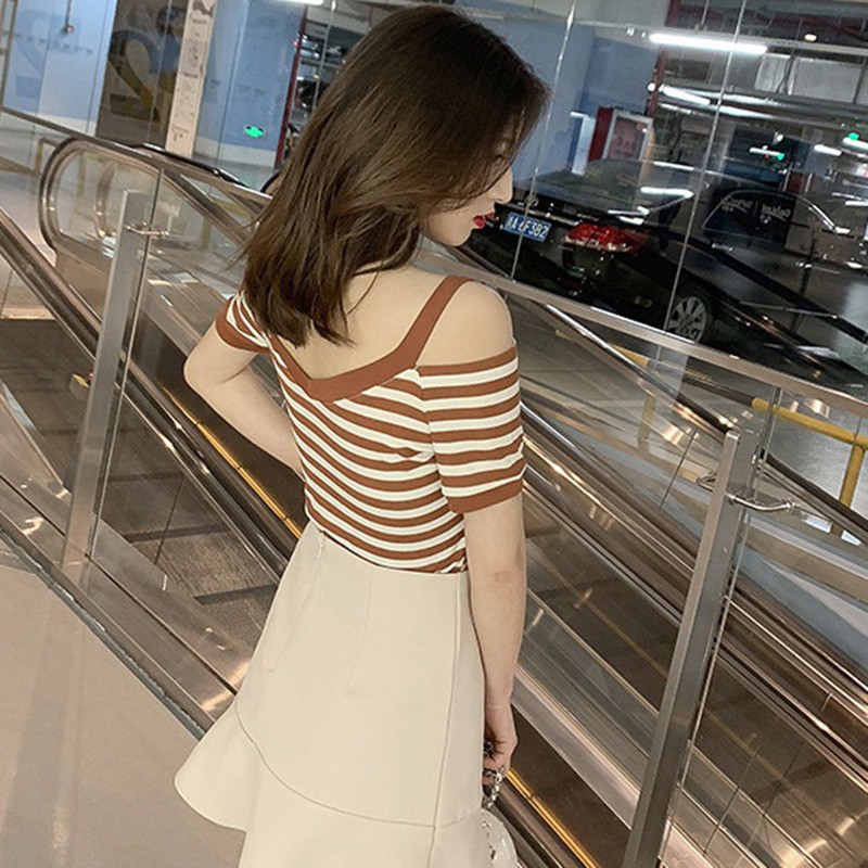 Áo dệt kim nữ cổ chữ V hở vai phong cách Hàn Quốc | BigBuy360 - bigbuy360.vn