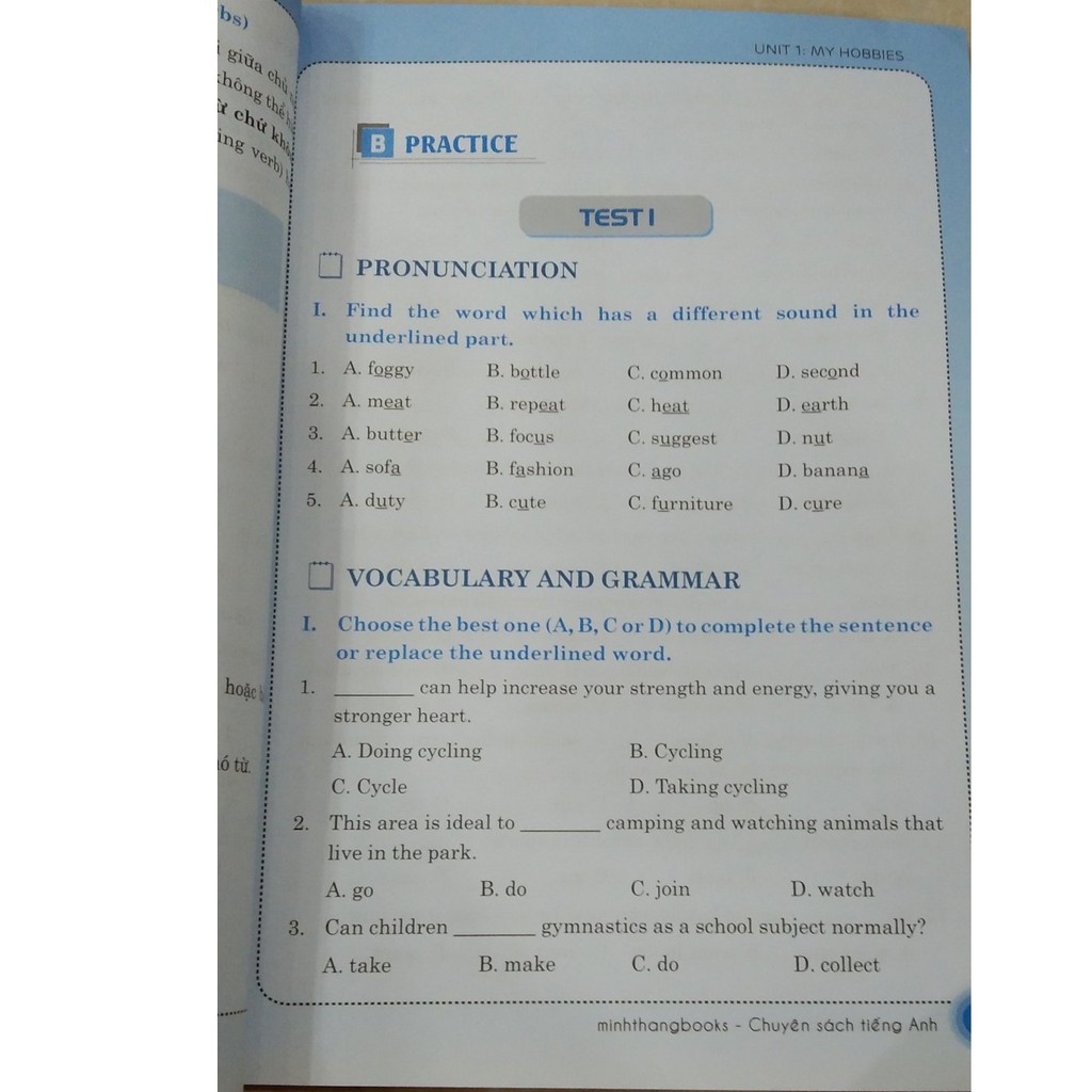 Sách - Bài tập trắc nghiệm tiếng anh lớp 7 tập 1 (có đáp án )