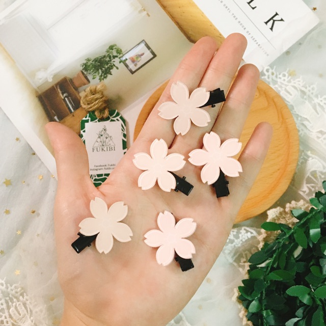 CỘT TÓC, KẸP TÓC, GHIM CÀI ÁO HÌNH HOA ANH ĐÀO ẢNH THẬT