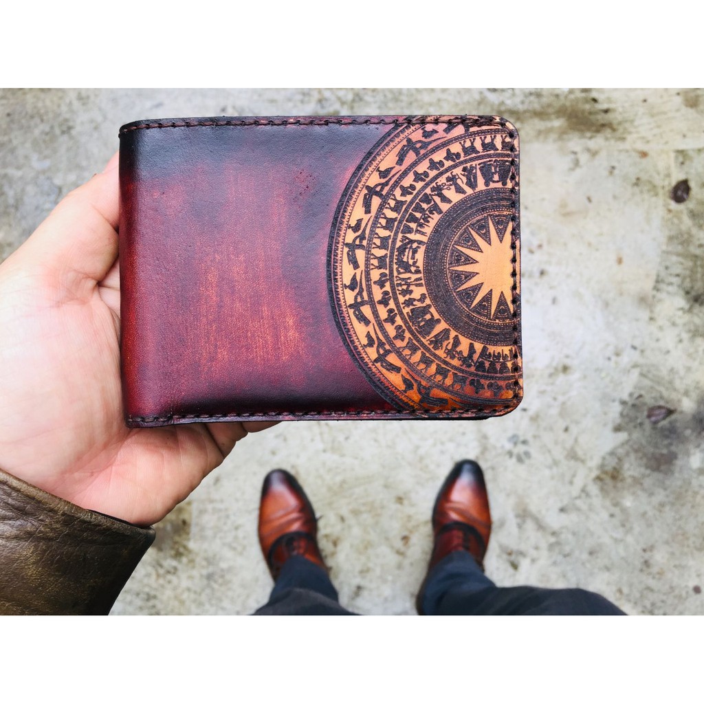 Ví nam nữ RAM Leather da bò Italia Vegtan handmade cao cấp khắc Trống Đồng Việt Nam đỏ gỗ mahogany