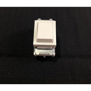 Công tắc cầu thang Panasonic WNV5002-7W(1 chiếc)
