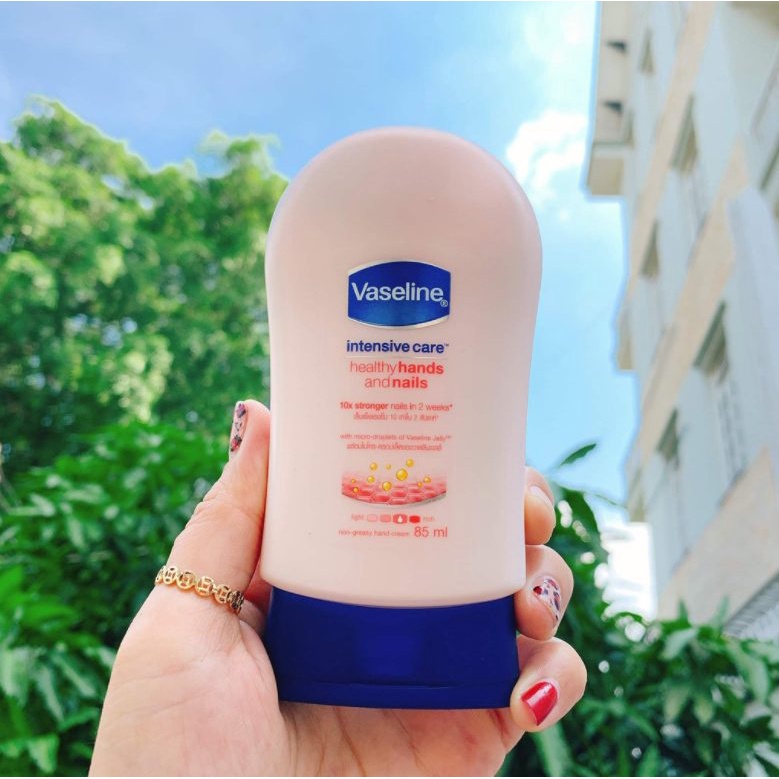 Kem Dưỡng Da Tay Và Móng Tay Vaseline 10X 85ml Thái Lan