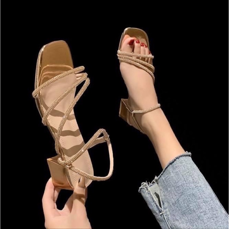 Giày cao gót nữ sandal đế vuông 5p quai đính đá kim tuyến bạc