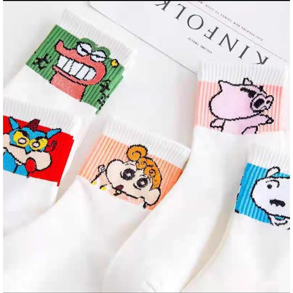 TẤT BỘ QUÁI VẬT LỢN trắng