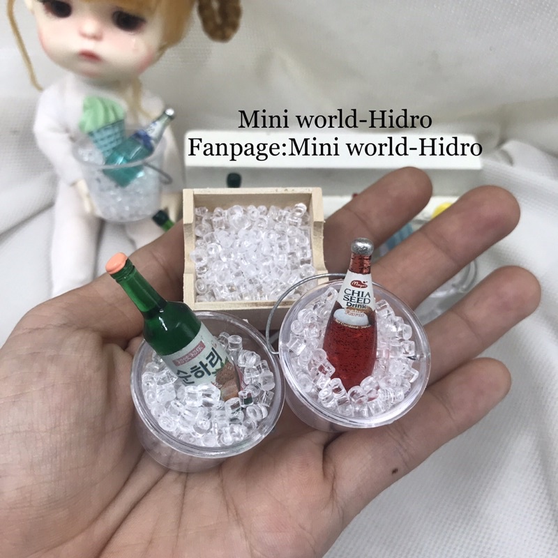 set mô hình chai nước ướp trong thùng đá vụn mini dùng làm vật liệu trang trí nhà búp bê BJD tỉ lệ 1/12, 1/8