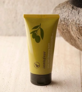 Sữa rửa mặt innisfree olive real cleansing foam
