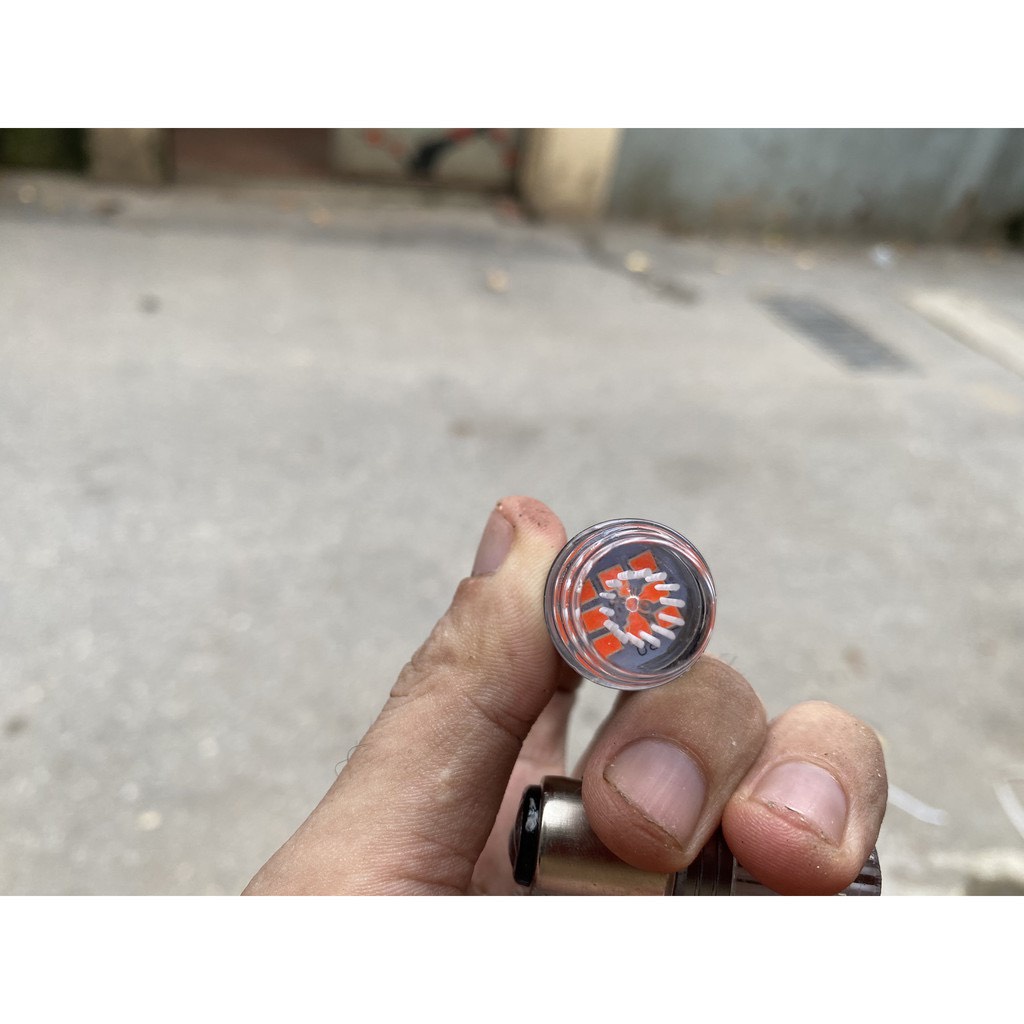 Đèn Led Hậu Nháy 7 Màu Gắn Xe Máy