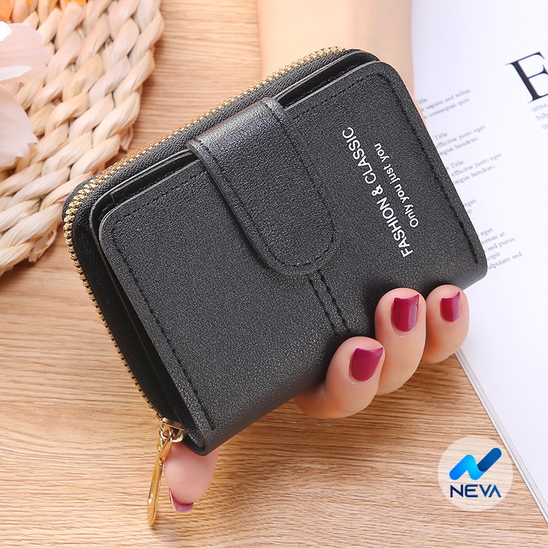 (NEW) Ví Ngắn Cầm Tay Nắp Gập , Phối Khóa Tiện Lợi NEVA8320