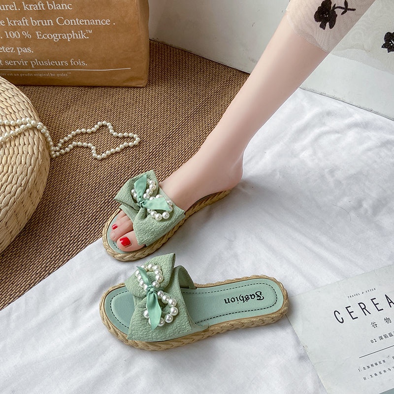 Dép Đi Biển Đế Bằng Chống Trượt Đính Nơ Và Ngọc Trai Phong Cách Mới