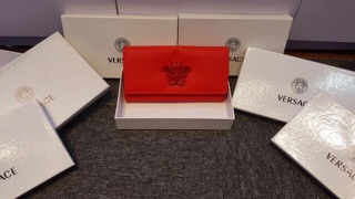 Ví cầm tay versace