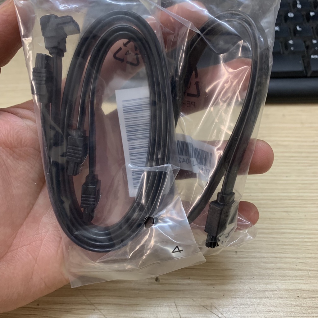 Dây cáp sata 3 2.5 inch bóc máy dùng kết nối ổ cứng máy tính bàn