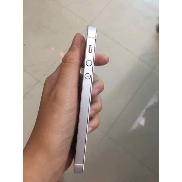 Điện thoại IPhone 4 16G bản quốc tế hàng like New | BigBuy360 - bigbuy360.vn